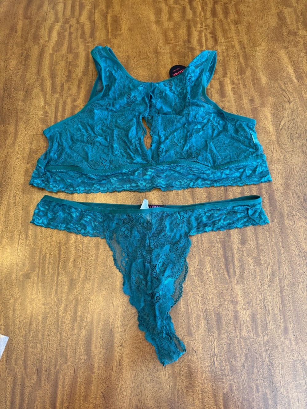 ADOME Women's Lace Lingerie Bra and Panty Set